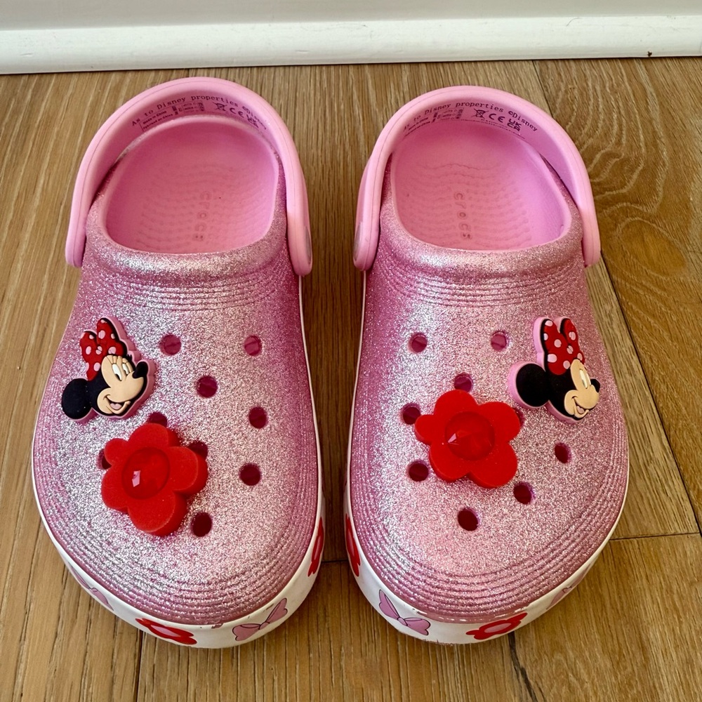 Disney Minnie Mouse Pink Sparkle Slippers